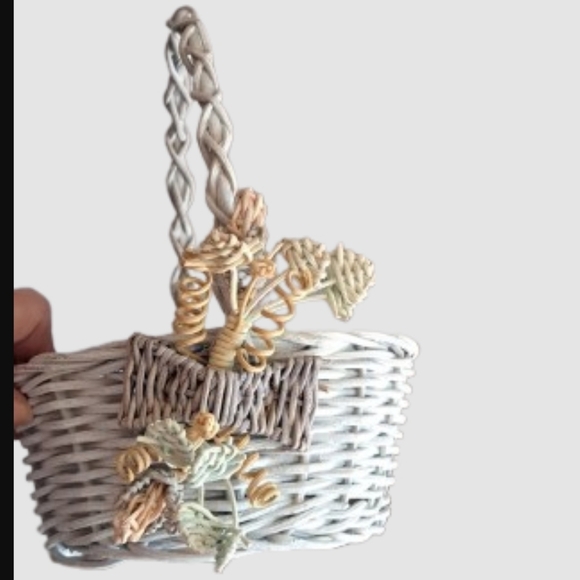 🌴RARE Vintage Cottagecore Wicker Basket - Picture 1 of 11